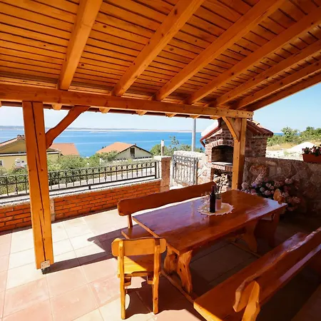 Lucky With Beautiful Sea View Apartament