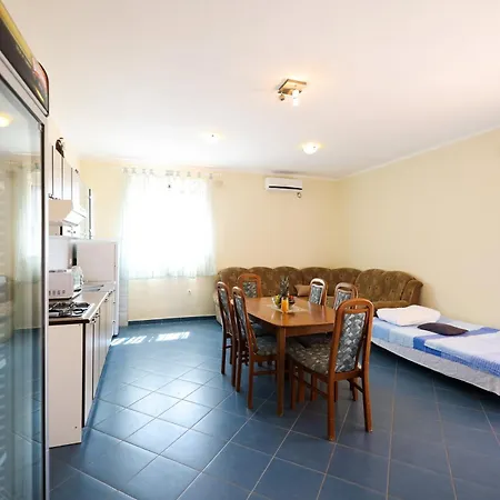 Lucky With Beautiful Sea View Apartament *