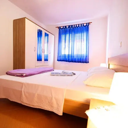 Lucky With Beautiful Sea View Apartament