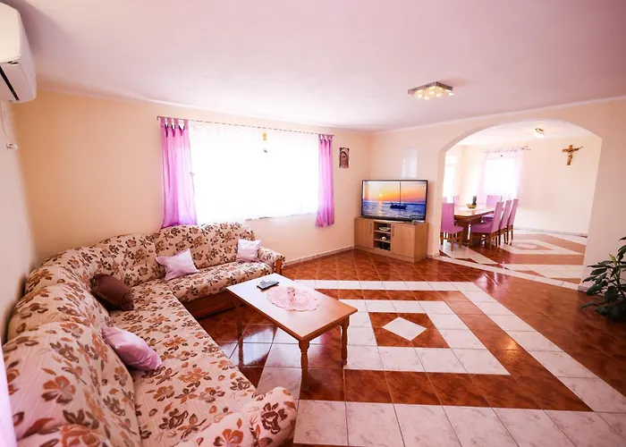 Apartman Lucky With Beautiful Sea View
