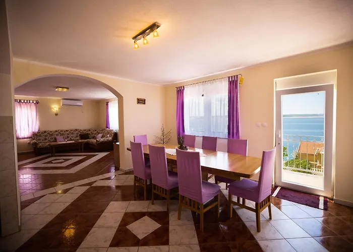Lucky With Beautiful Sea View *