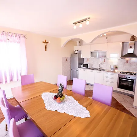 Apartamento Lucky With Beautiful Sea View Tribanj-Kruscica